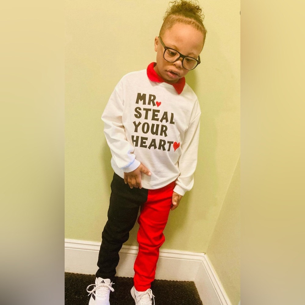 SANIYA MILIAN MERCH - Picture 7 of 16